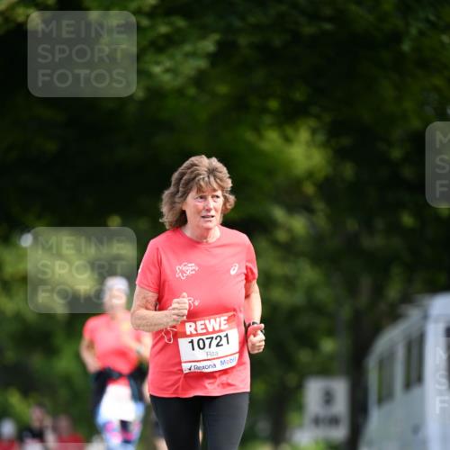 08.06.2024 - REWE Women's Run Dr. Thomas Lammeyer http://msf.ph/oto/6250277 09.06.2024 09:46:33 Laufen 10721 meine-sportfotos.de