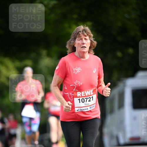 08.06.2024 - REWE Women's Run Dr. Thomas Lammeyer http://msf.ph/oto/6250287 09.06.2024 09:46:34 Laufen 10721 meine-sportfotos.de