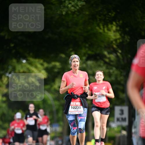 08.06.2024 - REWE Women's Run Dr. Thomas Lammeyer http://msf.ph/oto/6250296 09.06.2024 09:46:35 Laufen 10230, 0677 meine-sportfotos.de