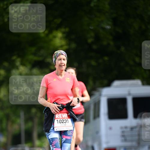 08.06.2024 - REWE Women's Run Dr. Thomas Lammeyer http://msf.ph/oto/6250315 09.06.2024 09:46:37 Laufen 10230 meine-sportfotos.de