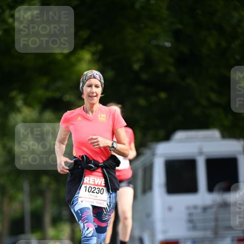 08.06.2024 - REWE Women's Run Dr. Thomas Lammeyer http://msf.ph/oto/6250317 09.06.2024 09:46:37 Laufen 10230 meine-sportfotos.de