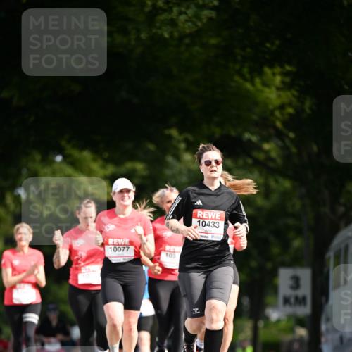 08.06.2024 - REWE Women's Run Dr. Thomas Lammeyer http://msf.ph/oto/6250347 09.06.2024 09:46:42 Laufen 10077, 103, 10433 meine-sportfotos.de