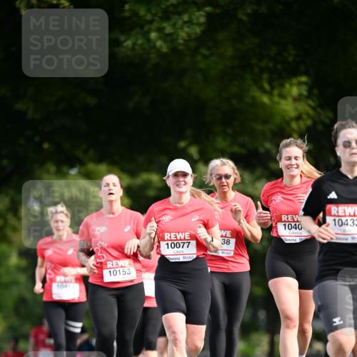 08.06.2024 - REWE Women's Run Dr. Thomas Lammeyer http://msf.ph/oto/6250361 09.06.2024 09:46:44 Laufen 10077, 38, 10153, 1046, 1040, 10433 meine-sportfotos.de