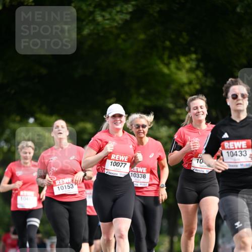 08.06.2024 - REWE Women's Run Dr. Thomas Lammeyer http://msf.ph/oto/6250364 09.06.2024 09:46:44 Laufen 1040, 10153, 10077, 10338, 10, 10433 meine-sportfotos.de