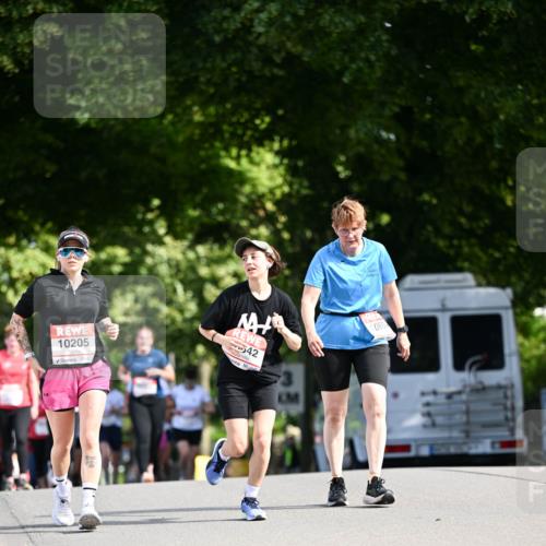 08.06.2024 - REWE Women's Run Dr. Thomas Lammeyer http://msf.ph/oto/6250422 09.06.2024 09:46:52 Laufen 10205, 42, 068 meine-sportfotos.de
