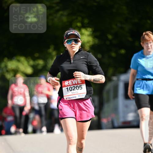 08.06.2024 - REWE Women's Run Dr. Thomas Lammeyer http://msf.ph/oto/6250440 09.06.2024 09:46:54 Laufen 10205 meine-sportfotos.de