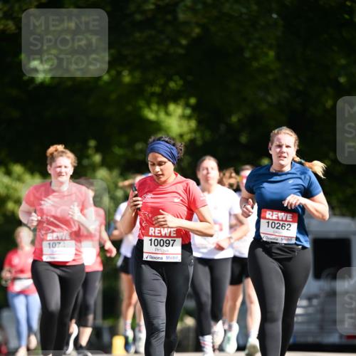 08.06.2024 - REWE Women's Run Dr. Thomas Lammeyer http://msf.ph/oto/6250455 09.06.2024 09:46:59 Laufen 10748, 10097, 10262 meine-sportfotos.de