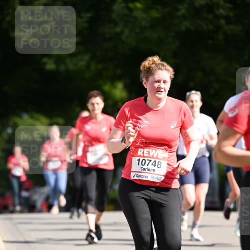 08.06.2024 - REWE Women's Run Dr. Thomas Lammeyer http://msf.ph/oto/6250472 09.06.2024 09:47:02 Laufen 10748 meine-sportfotos.de