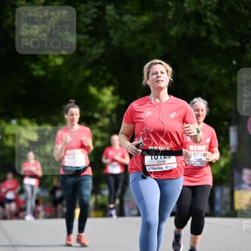 08.06.2024 - REWE Women's Run Dr. Thomas Lammeyer http://msf.ph/oto/6250490 09.06.2024 09:47:08 Laufen 10637, 10120, 0742 meine-sportfotos.de