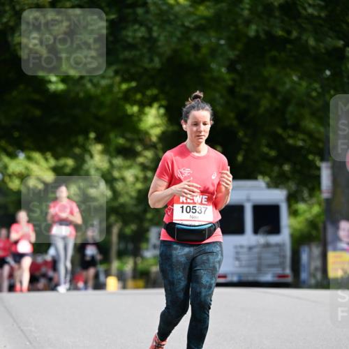 08.06.2024 - REWE Women's Run Dr. Thomas Lammeyer http://msf.ph/oto/6250502 09.06.2024 09:47:10 Laufen 10537 meine-sportfotos.de