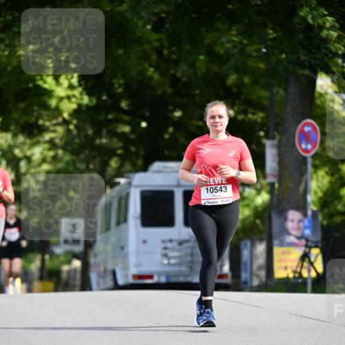 08.06.2024 - REWE Women's Run Dr. Thomas Lammeyer http://msf.ph/oto/6250515 09.06.2024 09:47:12 Laufen 10543 meine-sportfotos.de