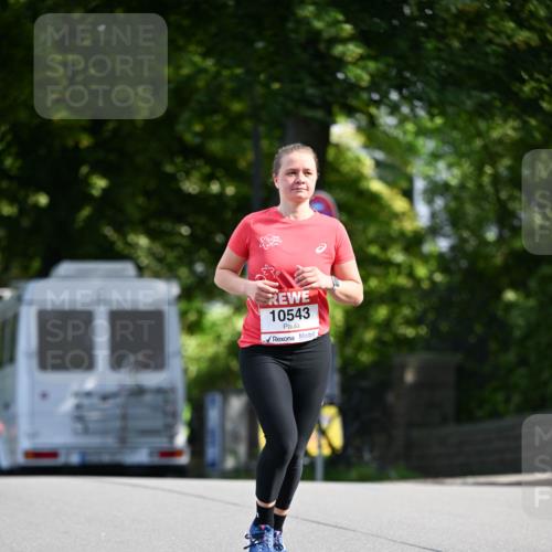 08.06.2024 - REWE Women's Run Dr. Thomas Lammeyer http://msf.ph/oto/6250523 09.06.2024 09:47:13 Laufen 10543 meine-sportfotos.de