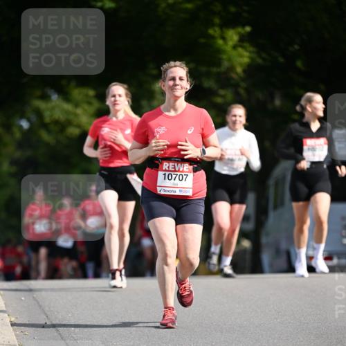 08.06.2024 - REWE Women's Run Dr. Thomas Lammeyer http://msf.ph/oto/6250559 09.06.2024 09:47:18 Laufen 10707 meine-sportfotos.de