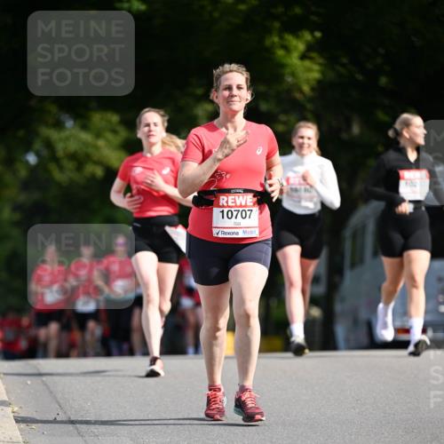 08.06.2024 - REWE Women's Run Dr. Thomas Lammeyer http://msf.ph/oto/6250561 09.06.2024 09:47:18 Laufen 10707 meine-sportfotos.de