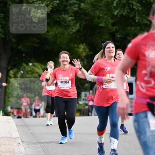 08.06.2024 - REWE Women's Run Dr. Thomas Lammeyer http://msf.ph/oto/6250711 09.06.2024 09:47:38 Laufen 10284 meine-sportfotos.de