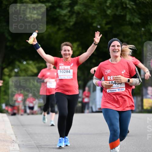 08.06.2024 - REWE Women's Run Dr. Thomas Lammeyer http://msf.ph/oto/6250716 09.06.2024 09:47:38 Laufen 10284, 40400 meine-sportfotos.de