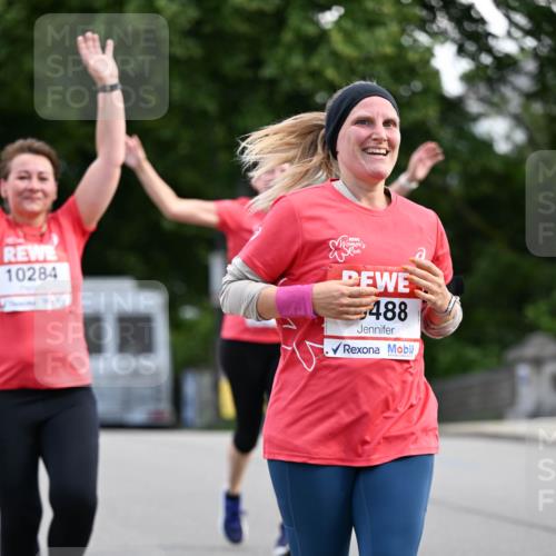 08.06.2024 - REWE Women's Run Dr. Thomas Lammeyer http://msf.ph/oto/6250726 09.06.2024 09:47:39 Laufen 10284, 488 meine-sportfotos.de