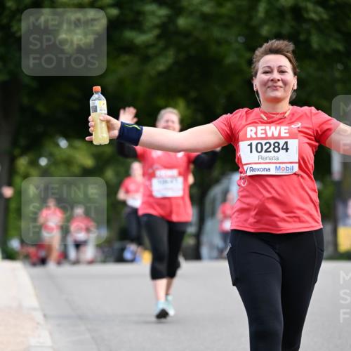 08.06.2024 - REWE Women's Run Dr. Thomas Lammeyer http://msf.ph/oto/6250728 09.06.2024 09:47:40 Laufen 10284 meine-sportfotos.de