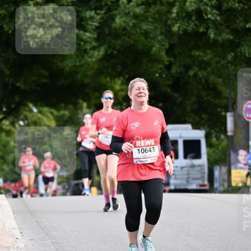 08.06.2024 - REWE Women's Run Dr. Thomas Lammeyer http://msf.ph/oto/6250735 09.06.2024 09:47:41 Laufen 10643 meine-sportfotos.de