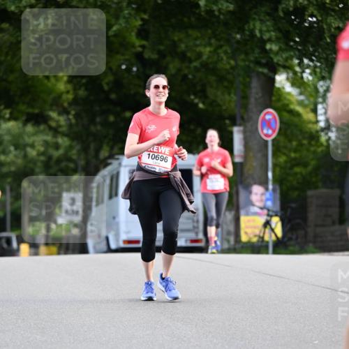 08.06.2024 - REWE Women's Run Dr. Thomas Lammeyer http://msf.ph/oto/6250772 09.06.2024 09:47:45 Laufen 10696 meine-sportfotos.de