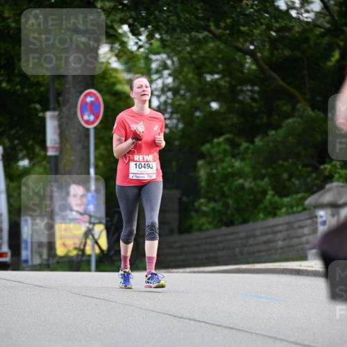 08.06.2024 - REWE Women's Run Dr. Thomas Lammeyer http://msf.ph/oto/6250793 09.06.2024 09:47:47 Laufen 10493 meine-sportfotos.de
