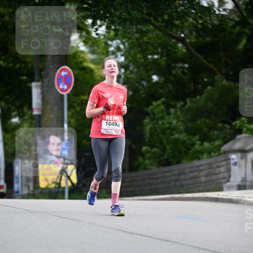 08.06.2024 - REWE Women's Run Dr. Thomas Lammeyer http://msf.ph/oto/6250795 09.06.2024 09:47:47 Laufen 10493 meine-sportfotos.de