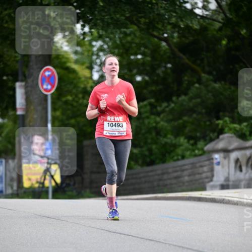 08.06.2024 - REWE Women's Run Dr. Thomas Lammeyer http://msf.ph/oto/6250799 09.06.2024 09:47:48 Laufen 10493 meine-sportfotos.de