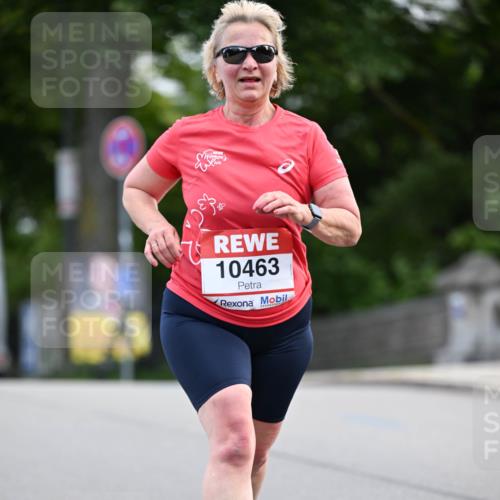 08.06.2024 - REWE Women's Run Dr. Thomas Lammeyer http://msf.ph/oto/6250846 09.06.2024 09:47:53 Laufen 10463 meine-sportfotos.de