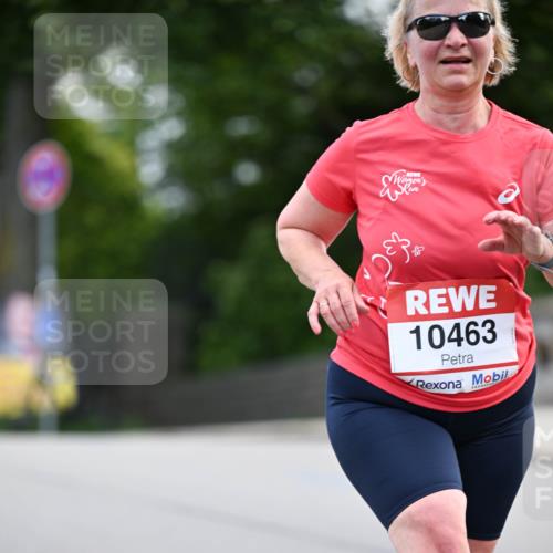 08.06.2024 - REWE Women's Run Dr. Thomas Lammeyer http://msf.ph/oto/6250853 09.06.2024 09:47:54 Laufen 10463 meine-sportfotos.de