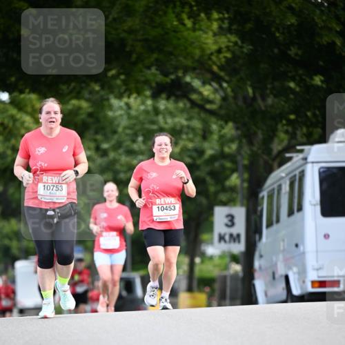 08.06.2024 - REWE Women's Run Dr. Thomas Lammeyer http://msf.ph/oto/6250877 09.06.2024 09:48:02 Laufen 10753, 10453, 3 meine-sportfotos.de