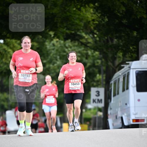 08.06.2024 - REWE Women's Run Dr. Thomas Lammeyer http://msf.ph/oto/6250880 09.06.2024 09:48:02 Laufen 10753, 14074, 10453, 3 meine-sportfotos.de