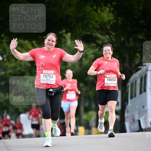 08.06.2024 - REWE Women's Run Dr. Thomas Lammeyer http://msf.ph/oto/6250884 09.06.2024 09:48:03 Laufen 10753, 10453 meine-sportfotos.de