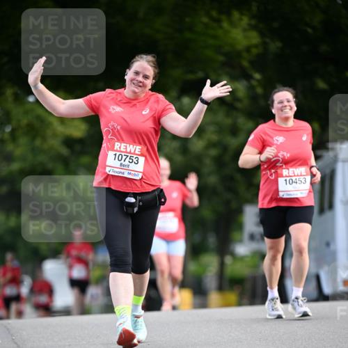 08.06.2024 - REWE Women's Run Dr. Thomas Lammeyer http://msf.ph/oto/6250887 09.06.2024 09:48:04 Laufen 10753, 10453 meine-sportfotos.de