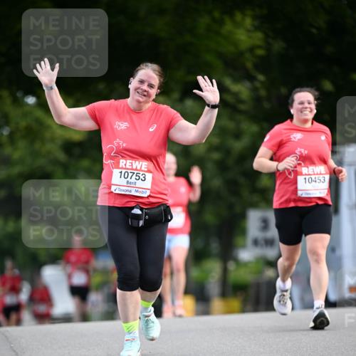 08.06.2024 - REWE Women's Run Dr. Thomas Lammeyer http://msf.ph/oto/6250888 09.06.2024 09:48:04 Laufen 10753, 10453 meine-sportfotos.de