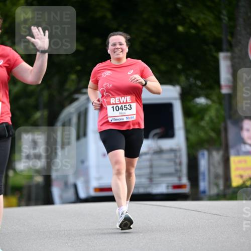 08.06.2024 - REWE Women's Run Dr. Thomas Lammeyer http://msf.ph/oto/6250895 09.06.2024 09:48:05 Laufen 10453 meine-sportfotos.de