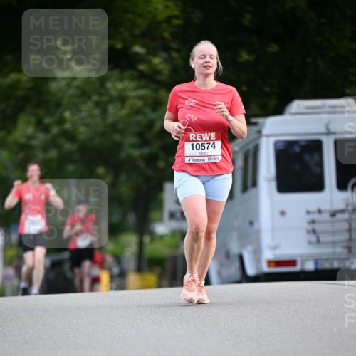 08.06.2024 - REWE Women's Run Dr. Thomas Lammeyer http://msf.ph/oto/6250909 09.06.2024 09:48:08 Laufen 10574 meine-sportfotos.de