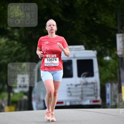 08.06.2024 - REWE Women's Run Dr. Thomas Lammeyer http://msf.ph/oto/6250918 09.06.2024 09:48:09 Laufen 3, 10574 meine-sportfotos.de