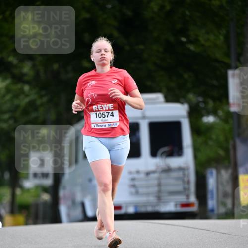 08.06.2024 - REWE Women's Run Dr. Thomas Lammeyer http://msf.ph/oto/6250920 09.06.2024 09:48:09 Laufen 10574 meine-sportfotos.de
