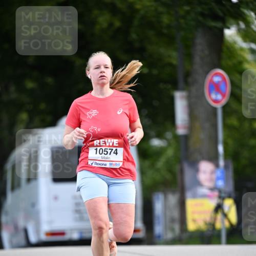 08.06.2024 - REWE Women's Run Dr. Thomas Lammeyer http://msf.ph/oto/6250931 09.06.2024 09:48:10 Laufen 10574 meine-sportfotos.de