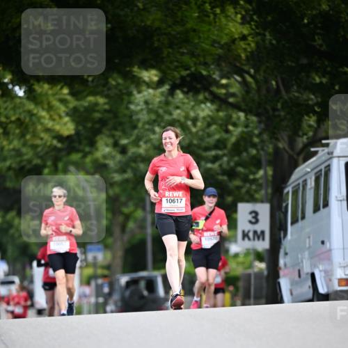 08.06.2024 - REWE Women's Run Dr. Thomas Lammeyer http://msf.ph/oto/6250937 09.06.2024 09:48:12 Laufen 10057, 10617, 10570, 3 meine-sportfotos.de