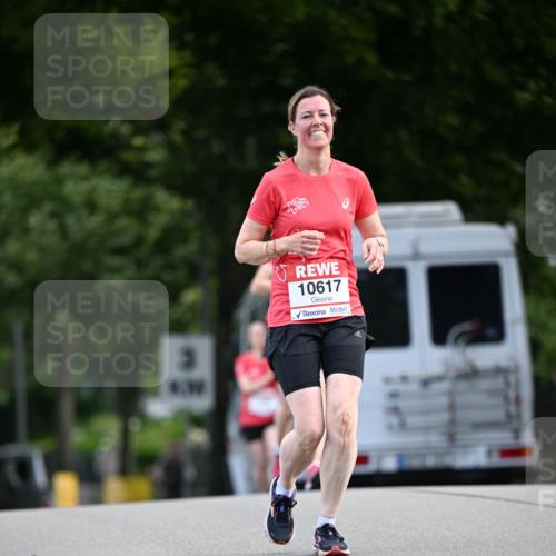 08.06.2024 - REWE Women's Run Dr. Thomas Lammeyer http://msf.ph/oto/6250943 09.06.2024 09:48:16 Laufen 10617 meine-sportfotos.de