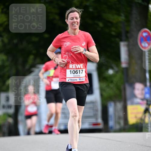 08.06.2024 - REWE Women's Run Dr. Thomas Lammeyer http://msf.ph/oto/6250950 09.06.2024 09:48:17 Laufen 10617 meine-sportfotos.de