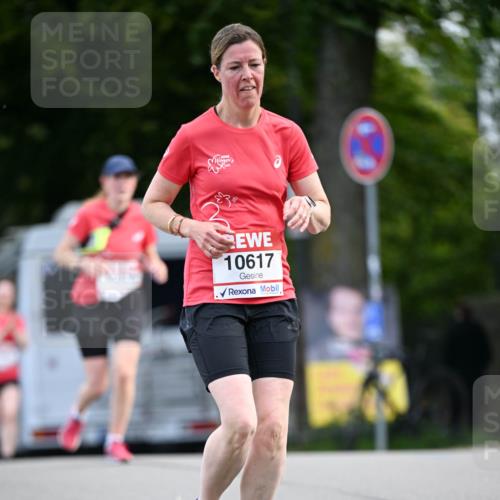 08.06.2024 - REWE Women's Run Dr. Thomas Lammeyer http://msf.ph/oto/6250955 09.06.2024 09:48:18 Laufen 10617 meine-sportfotos.de