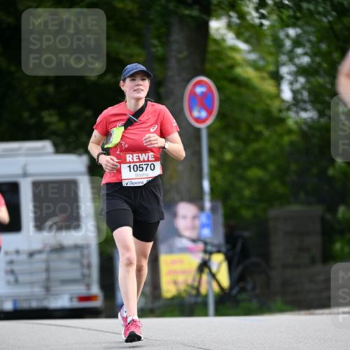 08.06.2024 - REWE Women's Run Dr. Thomas Lammeyer http://msf.ph/oto/6250967 09.06.2024 09:48:20 Laufen 10570 meine-sportfotos.de