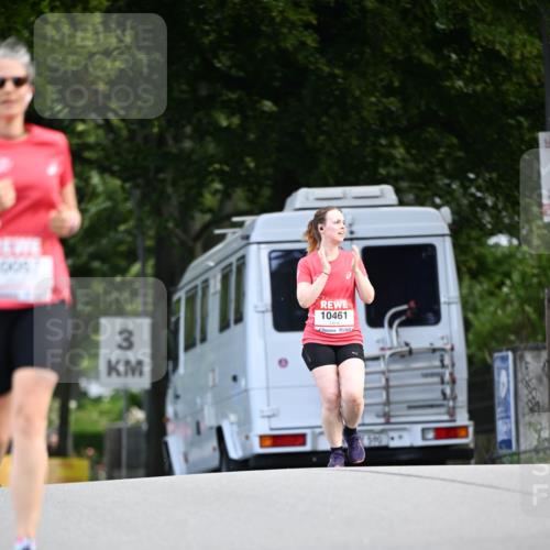 08.06.2024 - REWE Women's Run Dr. Thomas Lammeyer http://msf.ph/oto/6250971 09.06.2024 09:48:20 Laufen 3, 10461, 3, 900 meine-sportfotos.de