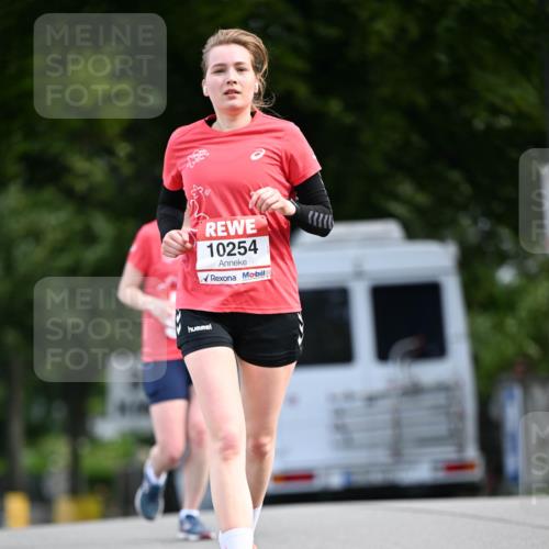 08.06.2024 - REWE Women's Run Dr. Thomas Lammeyer http://msf.ph/oto/6251004 09.06.2024 09:48:26 Laufen 10254 meine-sportfotos.de