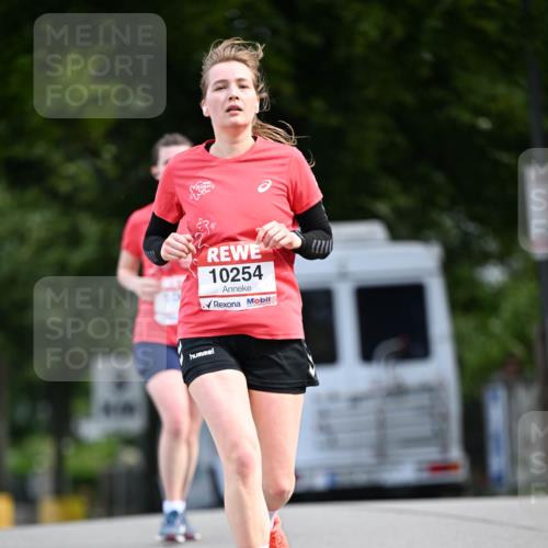 08.06.2024 - REWE Women's Run Dr. Thomas Lammeyer http://msf.ph/oto/6251005 09.06.2024 09:48:26 Laufen 10254 meine-sportfotos.de
