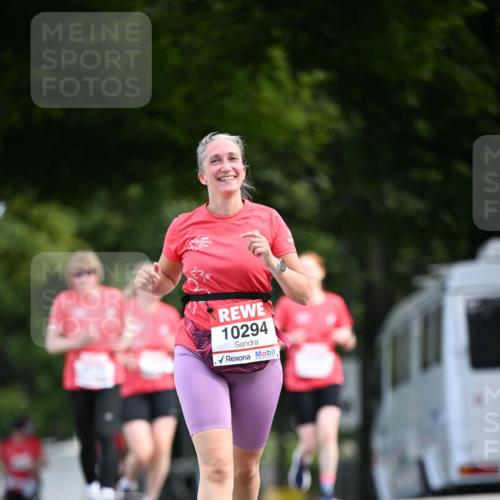 08.06.2024 - REWE Women's Run Dr. Thomas Lammeyer http://msf.ph/oto/6251038 09.06.2024 09:48:35 Laufen 10294 meine-sportfotos.de