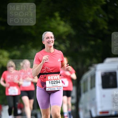 08.06.2024 - REWE Women's Run Dr. Thomas Lammeyer http://msf.ph/oto/6251040 09.06.2024 09:48:35 Laufen 10294 meine-sportfotos.de