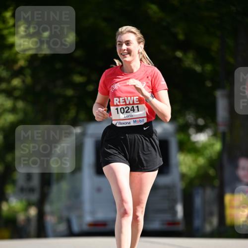 08.06.2024 - REWE Women's Run Dr. Thomas Lammeyer http://msf.ph/oto/6251138 09.06.2024 09:48:57 Laufen 10241 meine-sportfotos.de